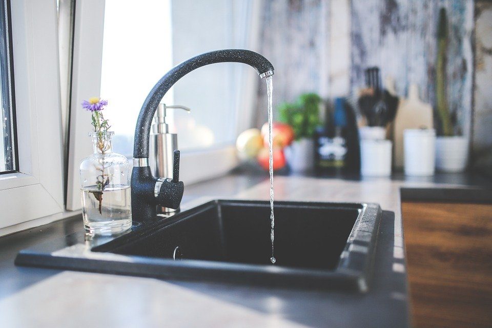 Comment savoir si votre robinet a besoin d’être réparé par un plombier ?